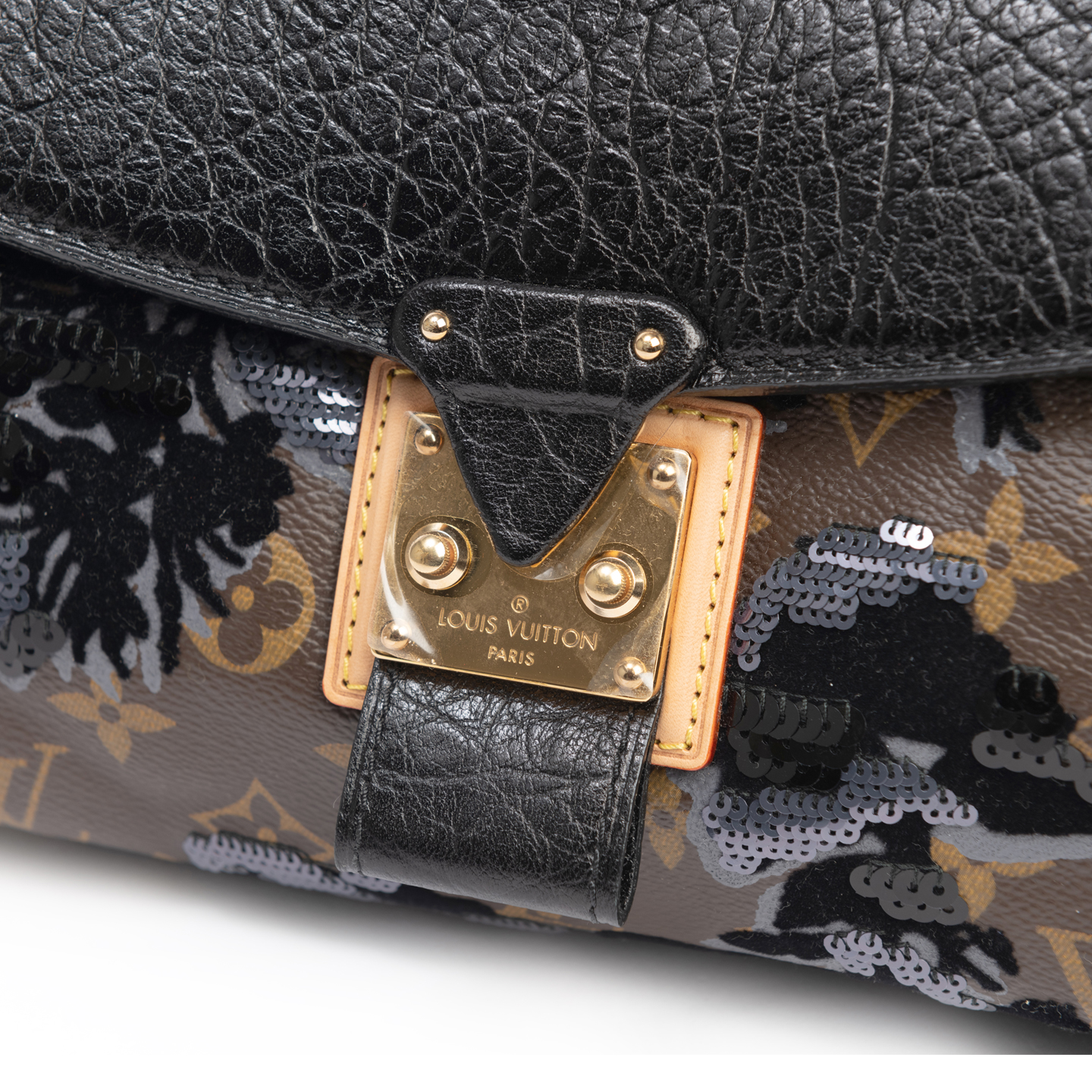 Louis Vuitton Limited Edition Fleur de Jais Manege Clutch ○ Labellov ○ Buy  and Sell Authentic Luxury